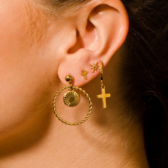 BROOKLYN Hoop Earrings - Picture 2 of 6